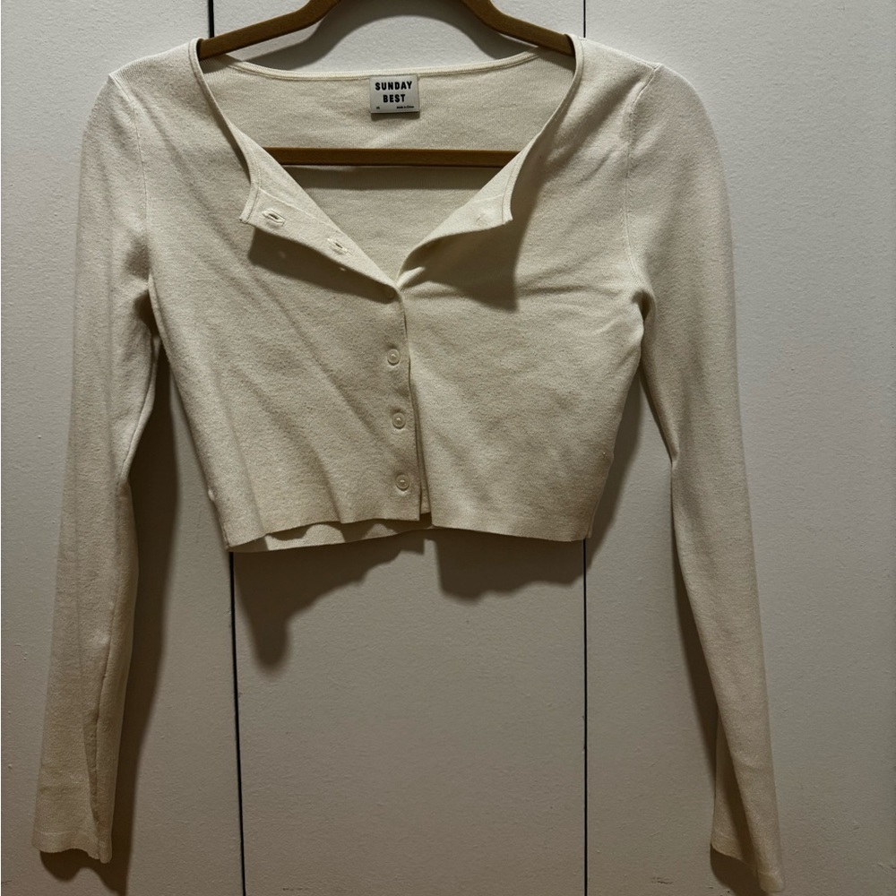 Adorable Sunday Best White Cropped Sweater! Like new!